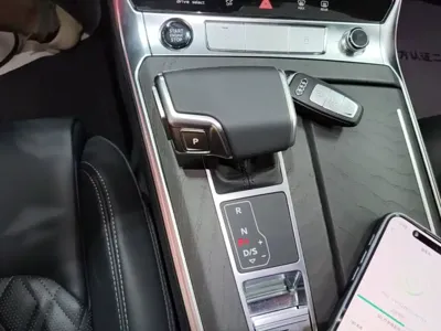 Audi A6L 2025, 6600 км, за 45216.9 USD - фото 21