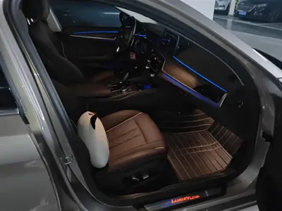 BMW 5 Series 2021, 52100 км, за 27066.91 USD - фото 8