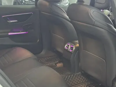 Mercedes-Benz C-Class 2022, 40000 км, за 20150.43 USD - фото 12