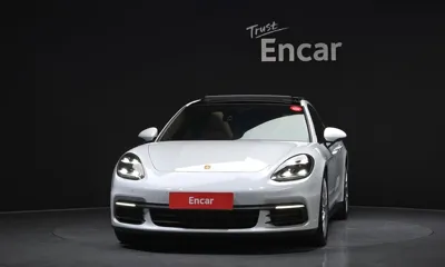 Porsche Panamera 2018, 68869 км, за 42710.15 USD