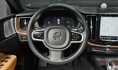 Volvo XC60 2022, 53663 км, за 28358.03 USD - фото 13