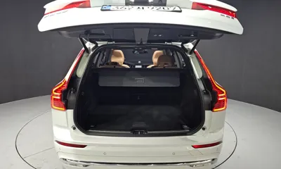 Volvo XC60 2022, 53663 км, за 28358.03 USD - фото 20