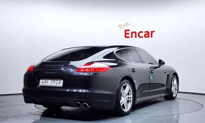 Porsche Panamera 2011, 113693 км, за 10769.74 USD