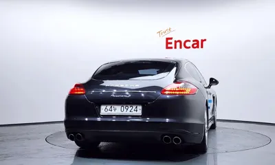 Porsche Panamera 2011, 113693 км, за 10769.74 USD