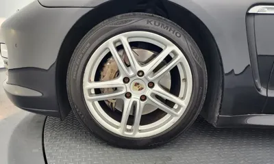 Porsche Panamera 2011, 113693 км, за 10769.74 USD
