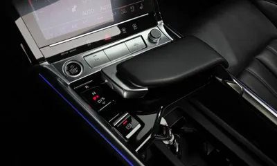 Audi e-tron 2021, 121825 км, за 29666.33 USD - фото 9