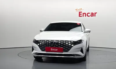 Hyundai Grandeur 2022, 125359 км, за 13128.53 USD