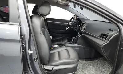 Hyundai Avante 2019, 102446 км, за 6163.84 USD - фото 26