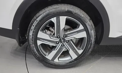 Kia Sorento 2023, 37634 км, за 190.36 USD