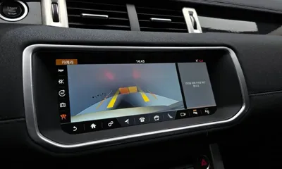 Land Rover Range Rover Evoque 2019, 41701 км, за 11700.17 USD - фото 16