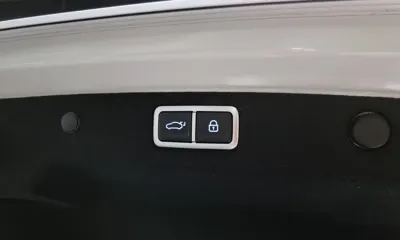 Hyundai Grandeur 2023, 46481 км, за 18807.93 USD - фото 20