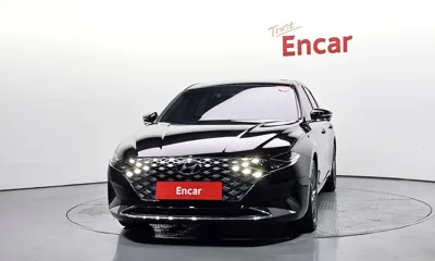 Hyundai Grandeur 2022, 53146 км, за 15465.12 USD