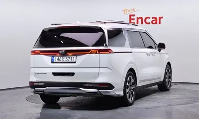 Kia Canival 2021, 60905 км, за 18103.73 USD