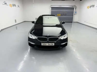 BMW 5-Series 2018, 128263 км, за 20390.89 USD