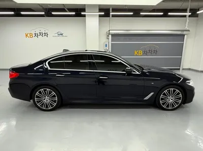 BMW 5-Series 2018, 128263 км, за 20390.89 USD - фото 8