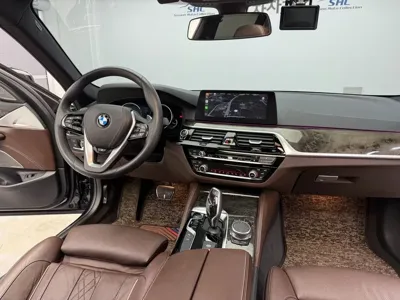 BMW 5-Series 2018, 128263 км, за 20390.89 USD - фото 11