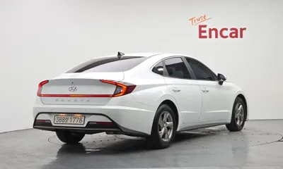 Hyundai Sonata 2021, 93760 км, за 9055.38 USD