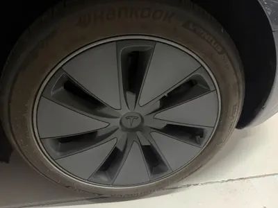 Tesla Model 3 2025, 25300 км, за 29736.12 USD