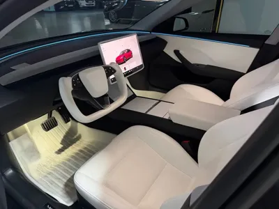 Tesla Model 3 2025, 25300 км, за 29736.12 USD