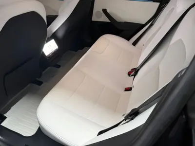 Tesla Model 3 2025, 25300 км, за 29736.12 USD - фото 7
