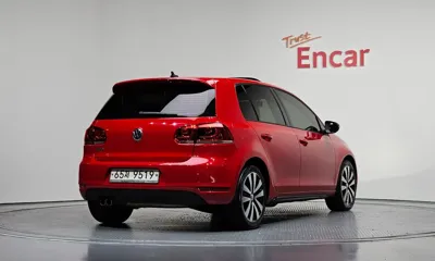 Volkswagen Golf 2013, 148787 км, за 4266.77 USD