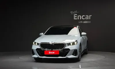 BMW 5-Series 2026, 10065 км, за 61626.45 USD
