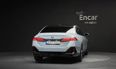 BMW 5-Series 2026, 10065 км, за 61626.45 USD