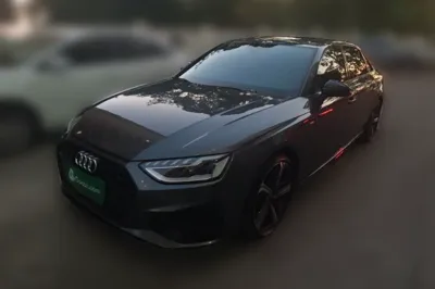 Audi A4L · 2022 год