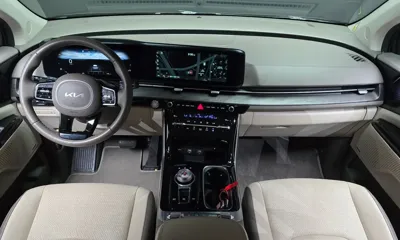 Kia Canival 2023, 52492 км, за 19190.75 USD - фото 7