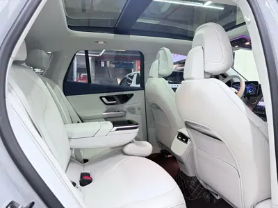 Mercedes-Benz EQE SUV 2023, 64700 км, за 28692.79 USD - фото 17