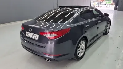Kia K5 2013, 149373 км, за 3413.42 USD