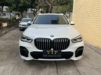 BMW X5 2023, 14000 км, за 58562.73 USD