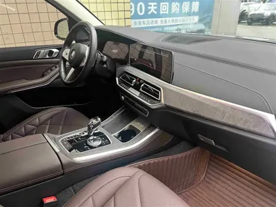 BMW X5 2023, 14000 км, за 58562.73 USD - фото 8