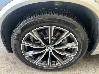 BMW X5 2023, 14000 км, за 58562.73 USD - фото 20