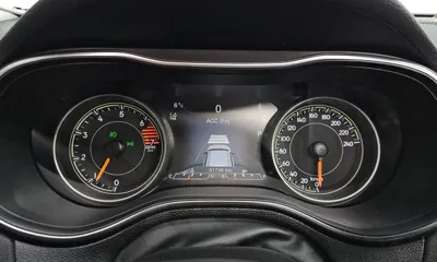 Jeep Cherokee 2021, 61748 км, за 11736.9 USD - фото 8