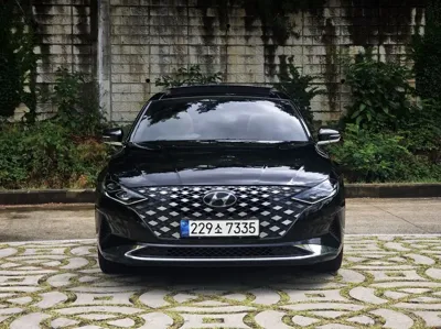 Hyundai Grandeur 2022, 99578 км, за 15097.81 USD