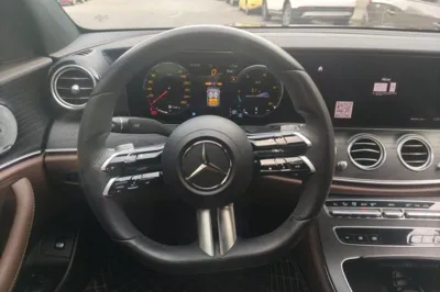 Mercedes-Benz E-Class 2021, 30099 км, за 35655 USD - фото 10