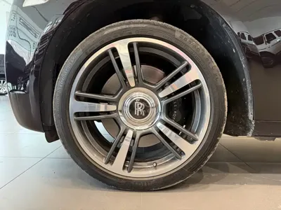 Rolls-Royce Ghost 2013, 74000 км, за 216616.82 USD