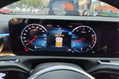 Mercedes-Benz A-Class 2019, 43900 км, за 16624 USD - фото 11