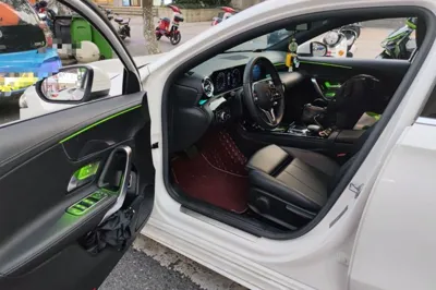 Mercedes-Benz A-Class 2019, 43900 км, за 16624 USD - фото 16