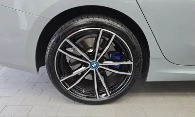 BMW 3-Series 2023, 23325 км, за 35027.79 USD