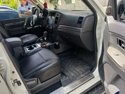 Mitsubishi Pajero (Import) 2018, 100100 км, за 17951.39 USD - фото 8