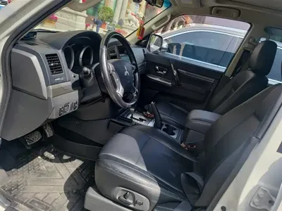 Mitsubishi Pajero (Import) 2018, 100100 км, за 17951.39 USD - фото 9