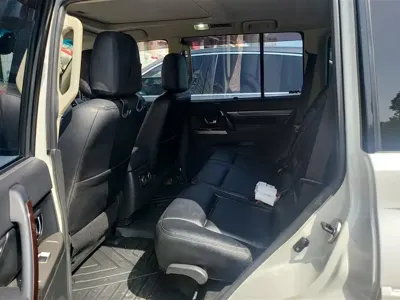 Mitsubishi Pajero (Import) 2018, 100100 км, за 17951.39 USD - фото 11