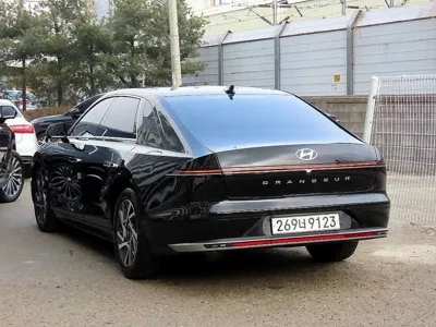 Hyundai Grandeur 2023, 52000 км, за 17935.38 USD