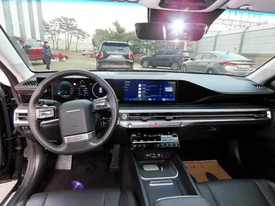 Hyundai Grandeur 2023, 52000 км, за 17935.38 USD - фото 7