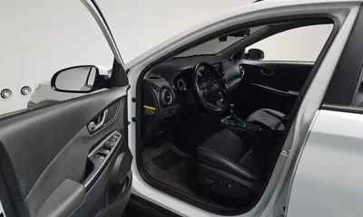 Hyundai Kona 2018, 119074 км, за 8131.68 USD - фото 10