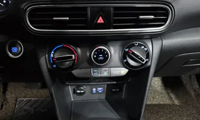 Hyundai Kona 2018, 119074 км, за 8131.68 USD - фото 20