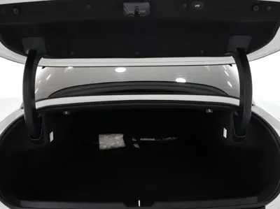 Kia EV4 2026, 4742 км, за 19115.14 USD - фото 18