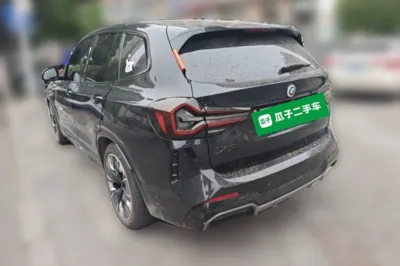 BMW iX3 2023, 56800 км, за 28733 USD